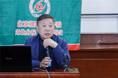 文章附图