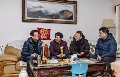 文章附图